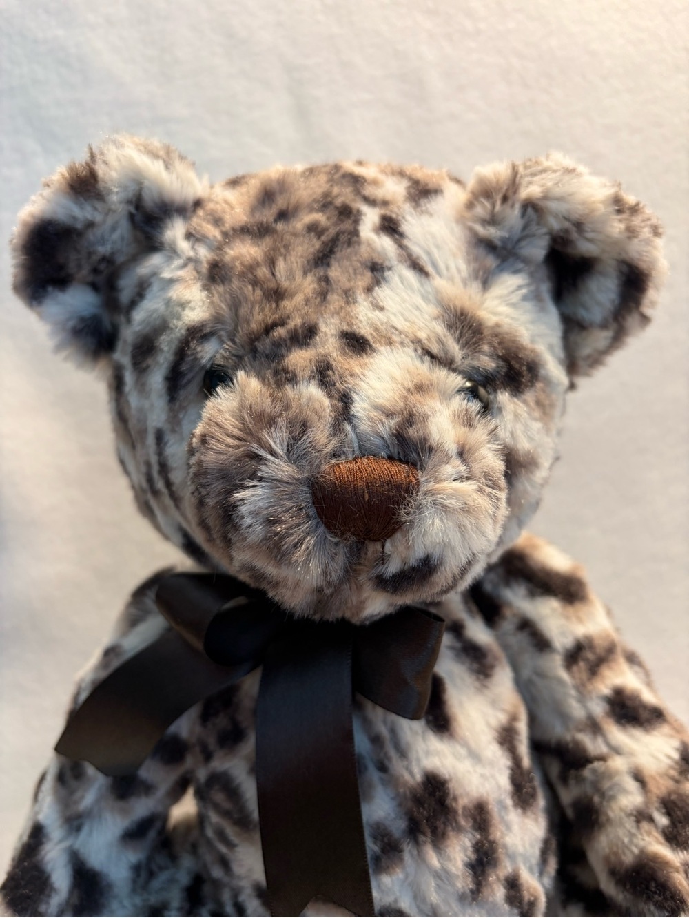 dennis basso Leopard-Print Plush Accessory in Brown and Cream - Picture 2 of 8